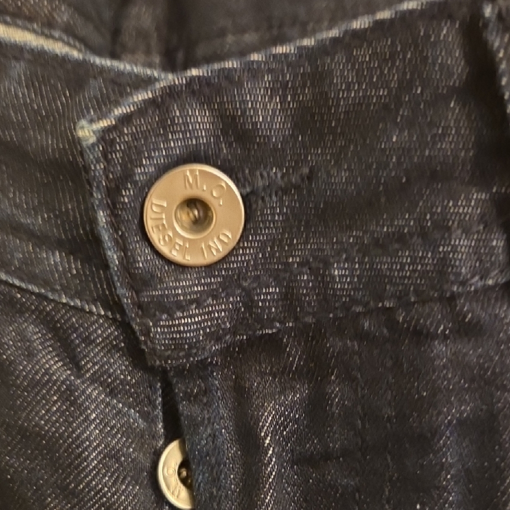Diesel Men's Deep Indigo Straight Jeans - Picture 5 of 11
